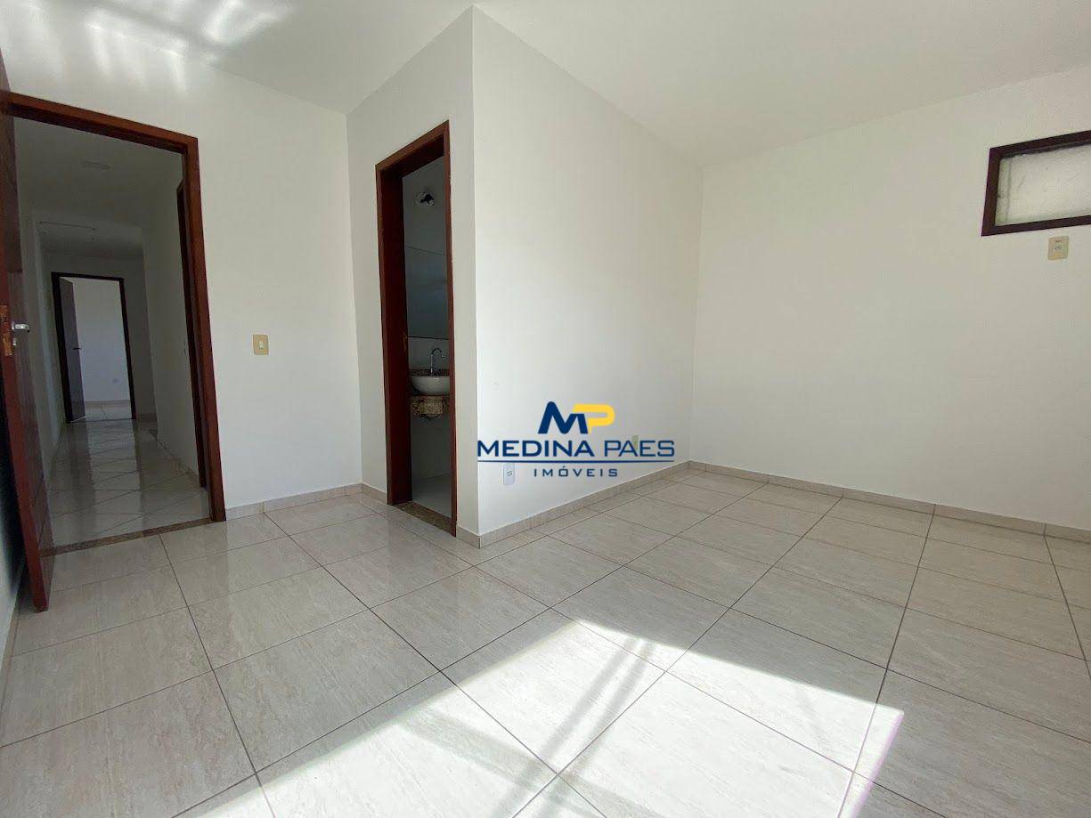 Casa à venda com 3 quartos, 106m² - Foto 14
