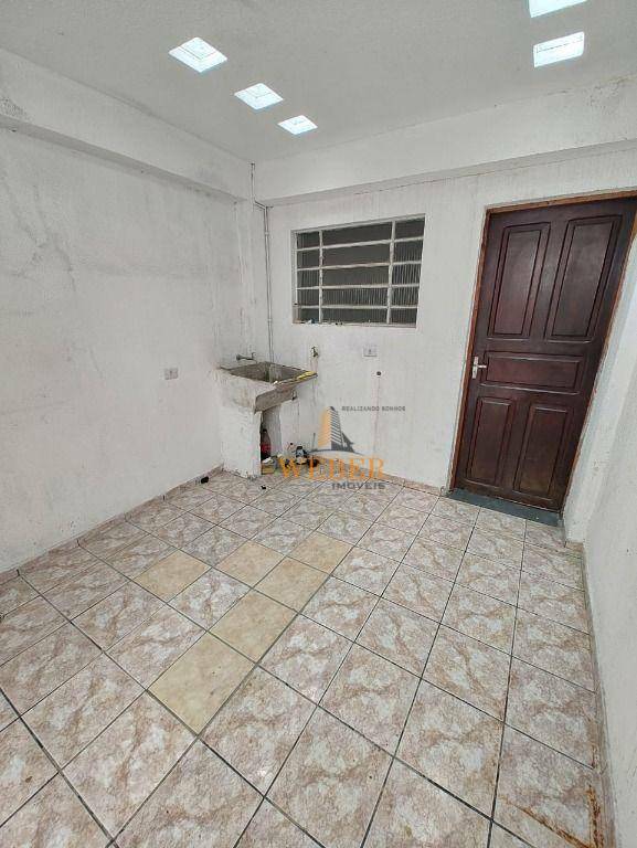 Sobrado à venda com 2 quartos, 63m² - Foto 14