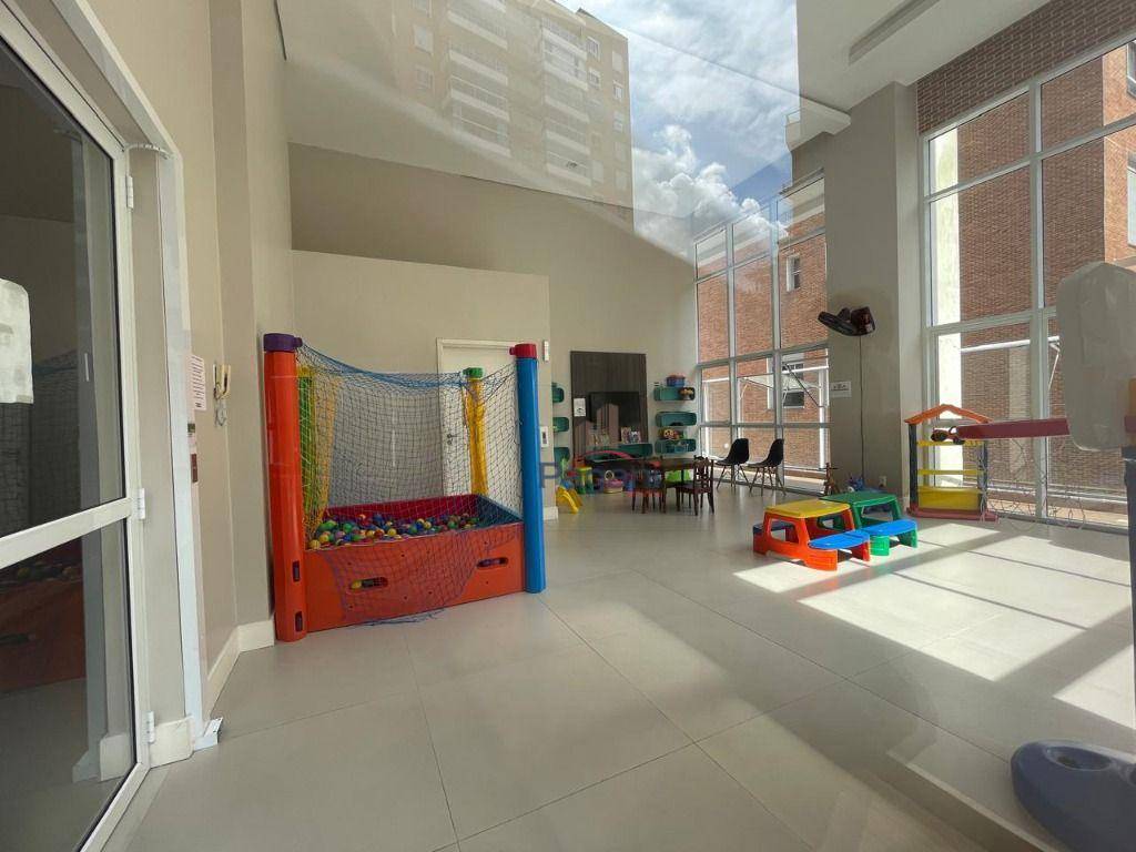 Apartamento à venda com 2 quartos, 89m² - Foto 2