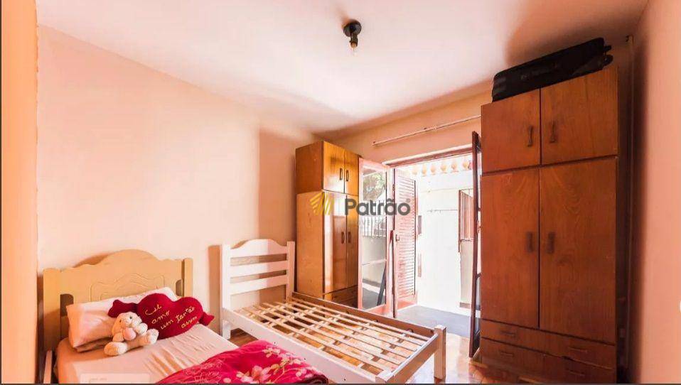 Casa à venda e aluguel com 5 quartos, 166m² - Foto 10