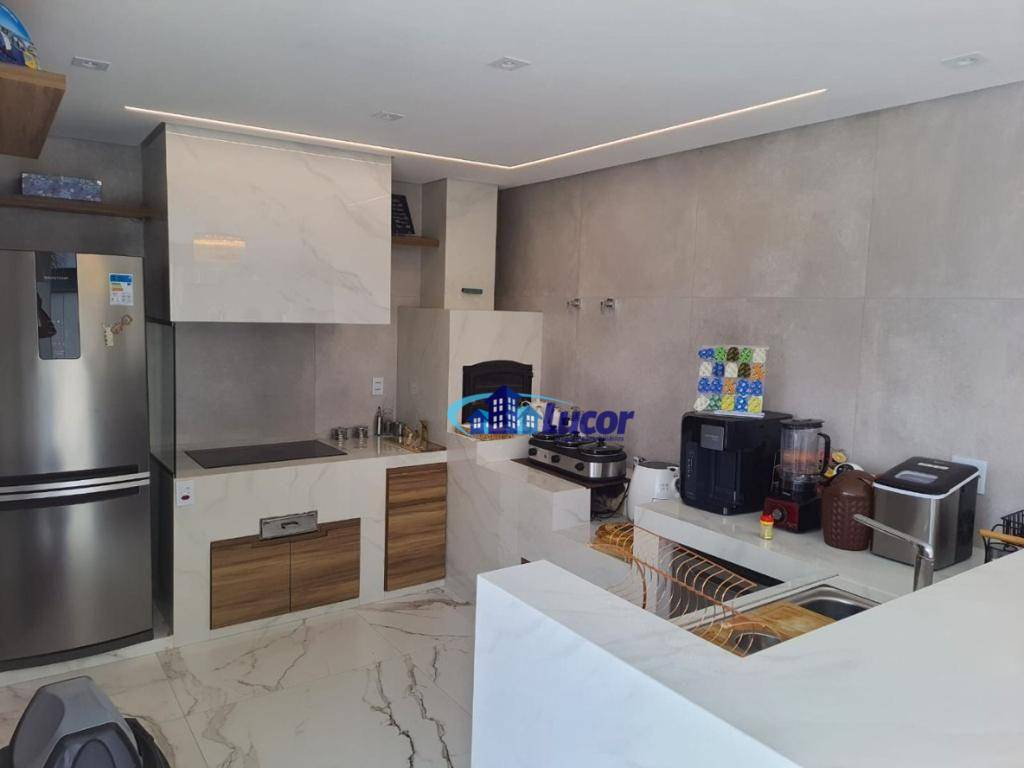 Casa de Condomínio à venda com 4 quartos, 556m² - Foto 14