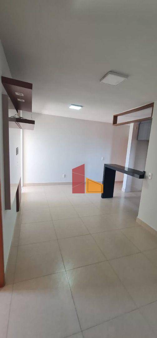 Apartamento à venda com 2 quartos, 61m² - Foto 2