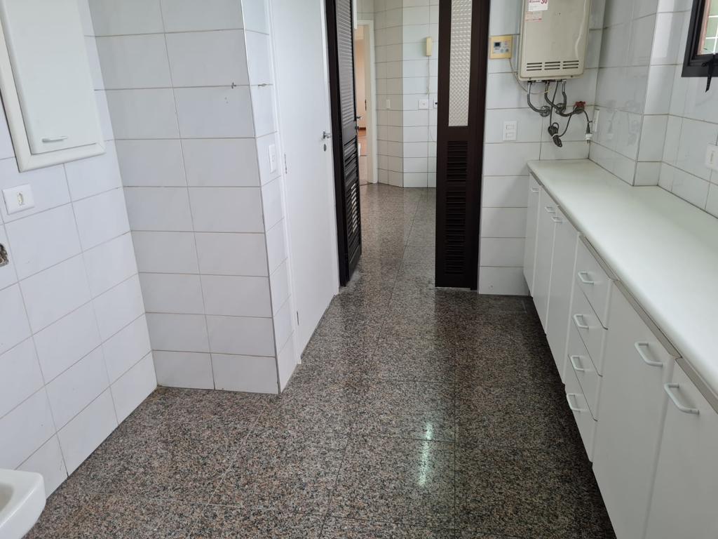 Apartamento à venda com 4 quartos, 220m² - Foto 10