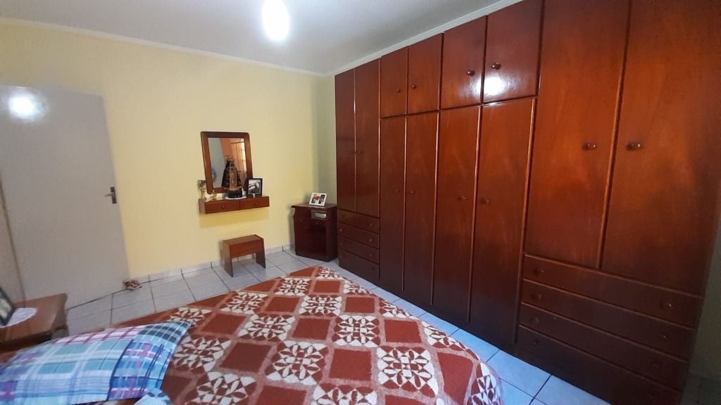 Casa à venda com 3 quartos, 179m² - Foto 5