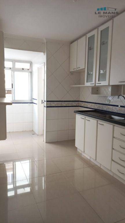 Apartamento à venda com 3 quartos, 89m² - Foto 8