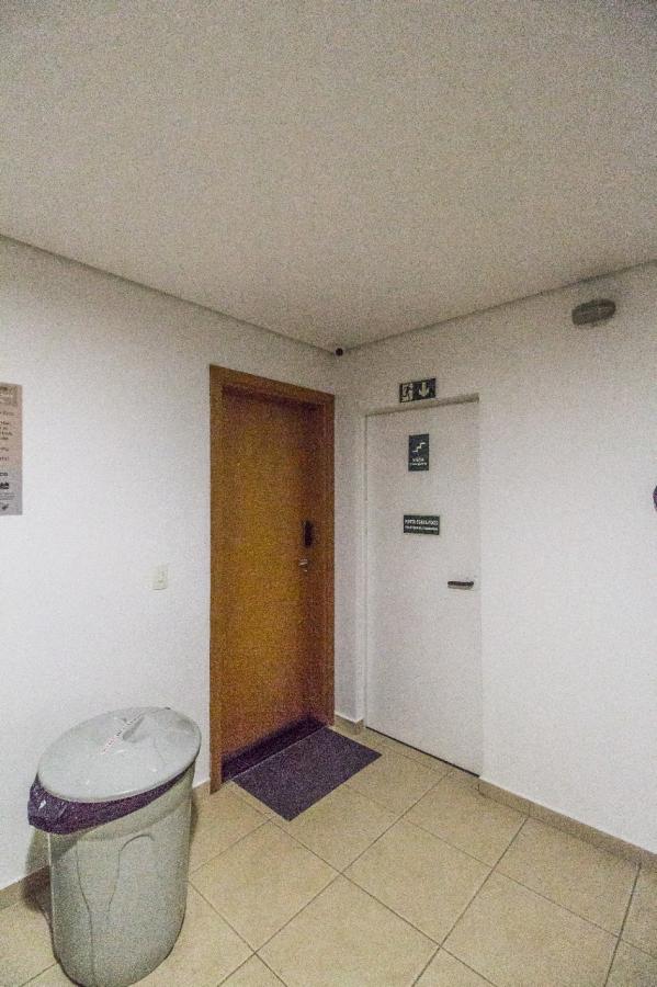 Apartamento à venda com 3 quartos, 133m² - Foto 2