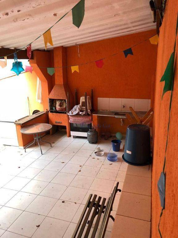 Sobrado à venda com 4 quartos, 200m² - Foto 20