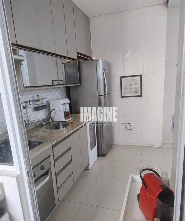 Apartamento à venda com 2 quartos, 73m² - Foto 10