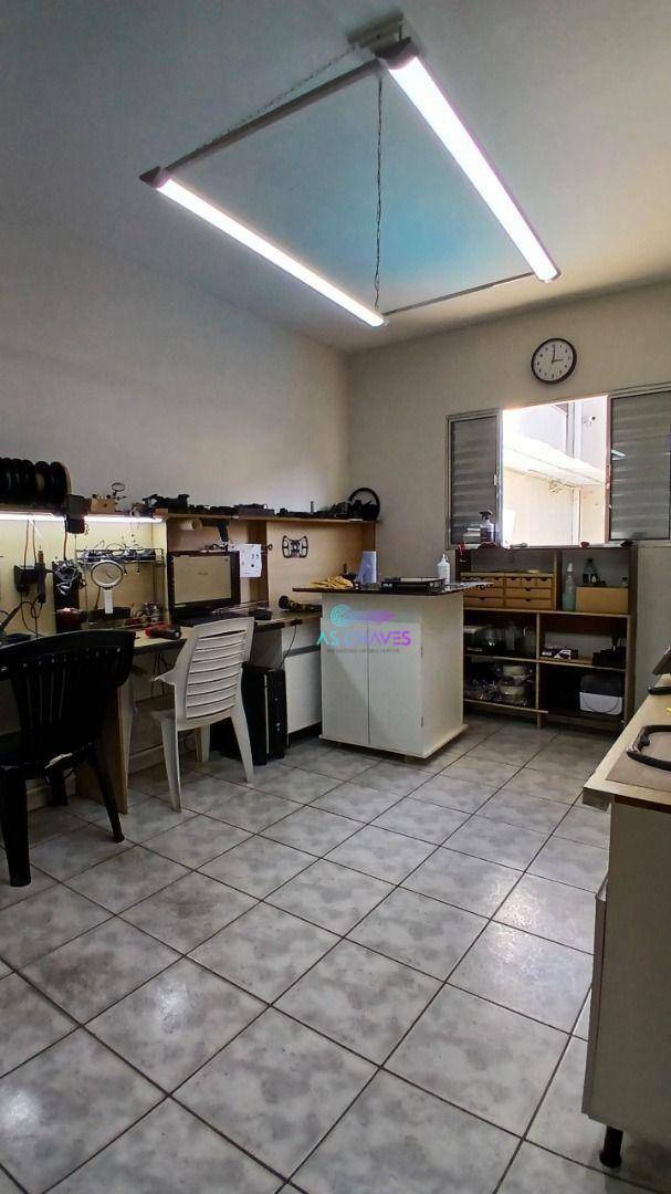 Casa à venda com 4 quartos, 432m² - Foto 20