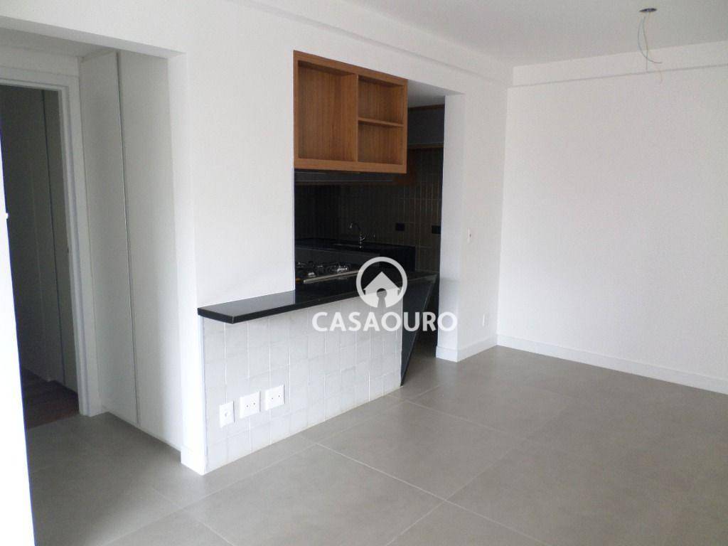 Apartamento à venda com 2 quartos, 62m² - Foto 22