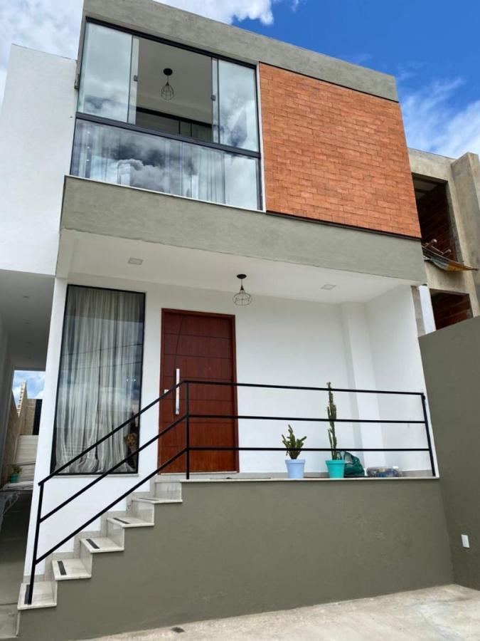 Casa à venda com 3 quartos, 100m² - Foto 2