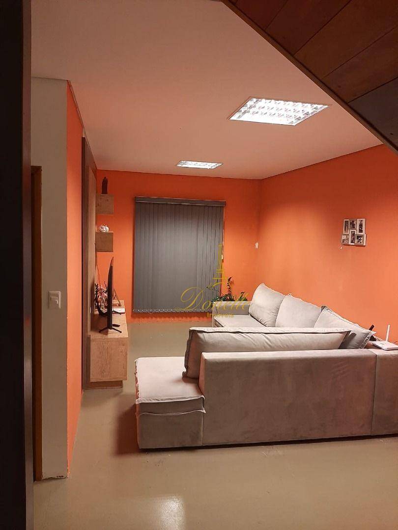 Sobrado à venda com 3 quartos, 260m² - Foto 4