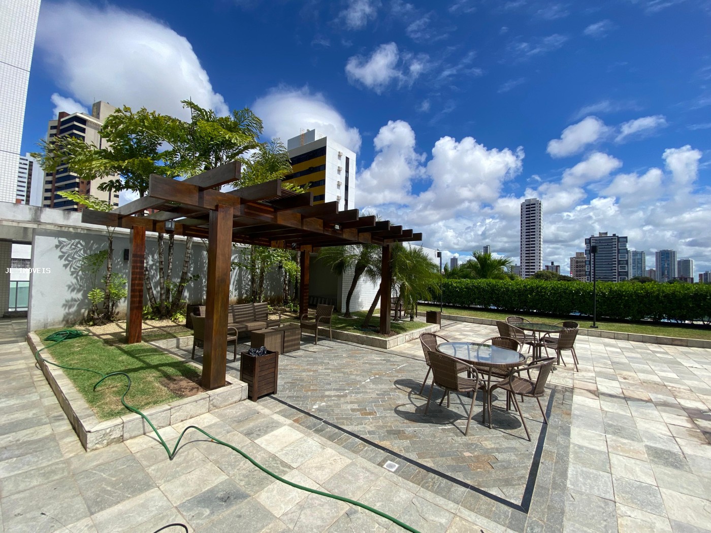 Apartamento para alugar com 3 quartos, 148m² - Foto 24
