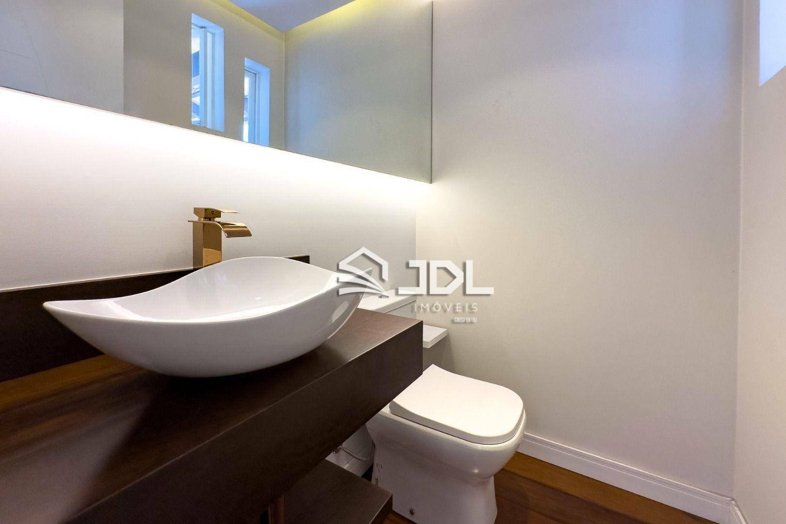 Casa à venda com 3 quartos, 269m² - Foto 28