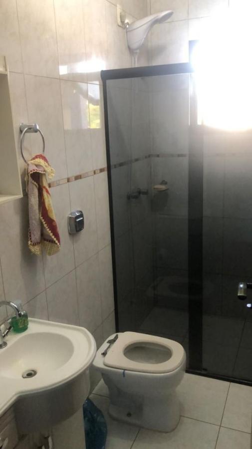 Casa à venda com 5 quartos, 200m² - Foto 12