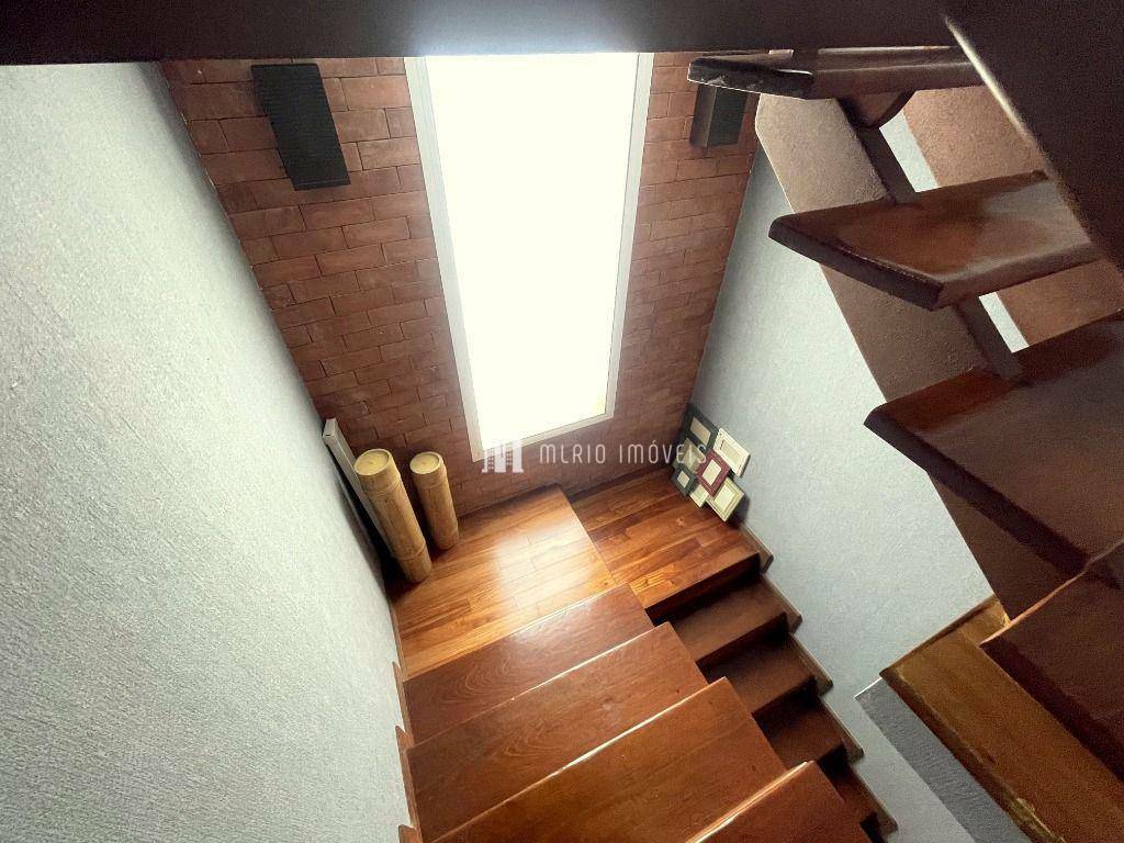 Casa de Condomínio à venda com 3 quartos, 211m² - Foto 11