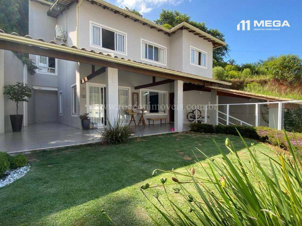 Casa à venda com 4 quartos, 250m² - Foto 5
