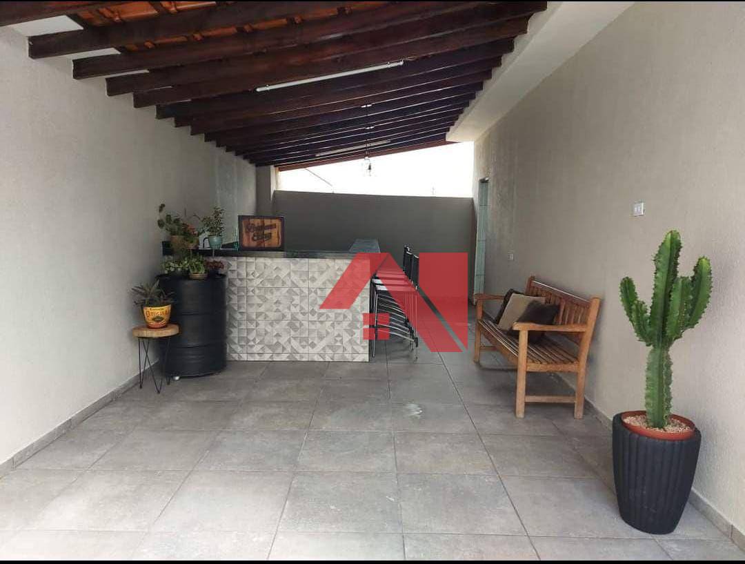 Casa à venda com 2 quartos, 120m² - Foto 26