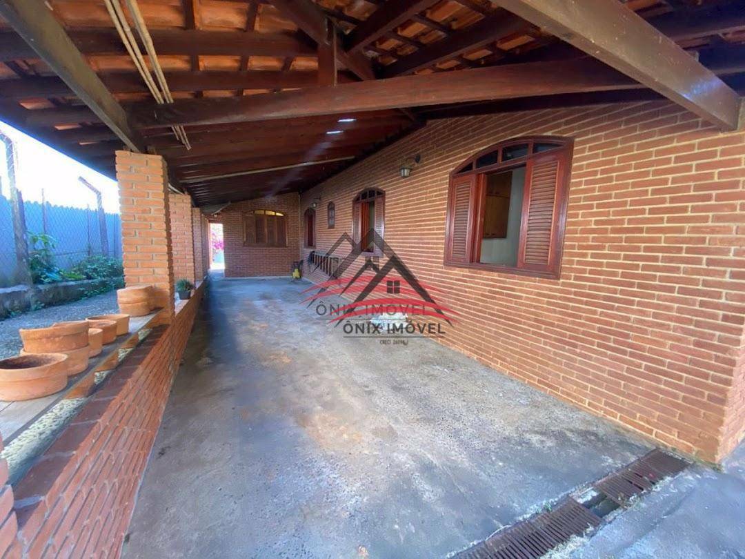 Sítio à venda com 4 quartos, 400m² - Foto 4