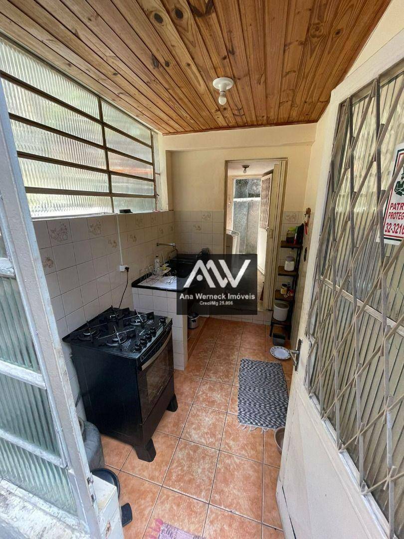 Casa à venda com 3 quartos, 144m² - Foto 18