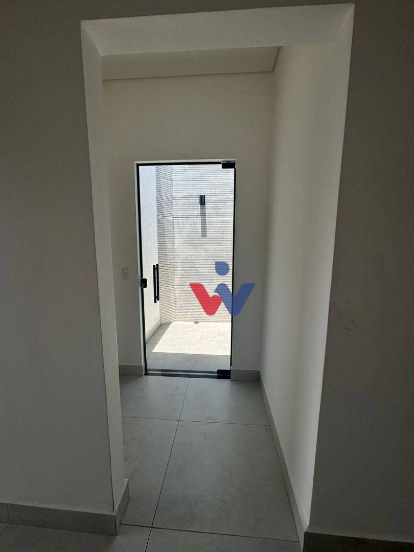 Casa à venda com 3 quartos, 87m² - Foto 4