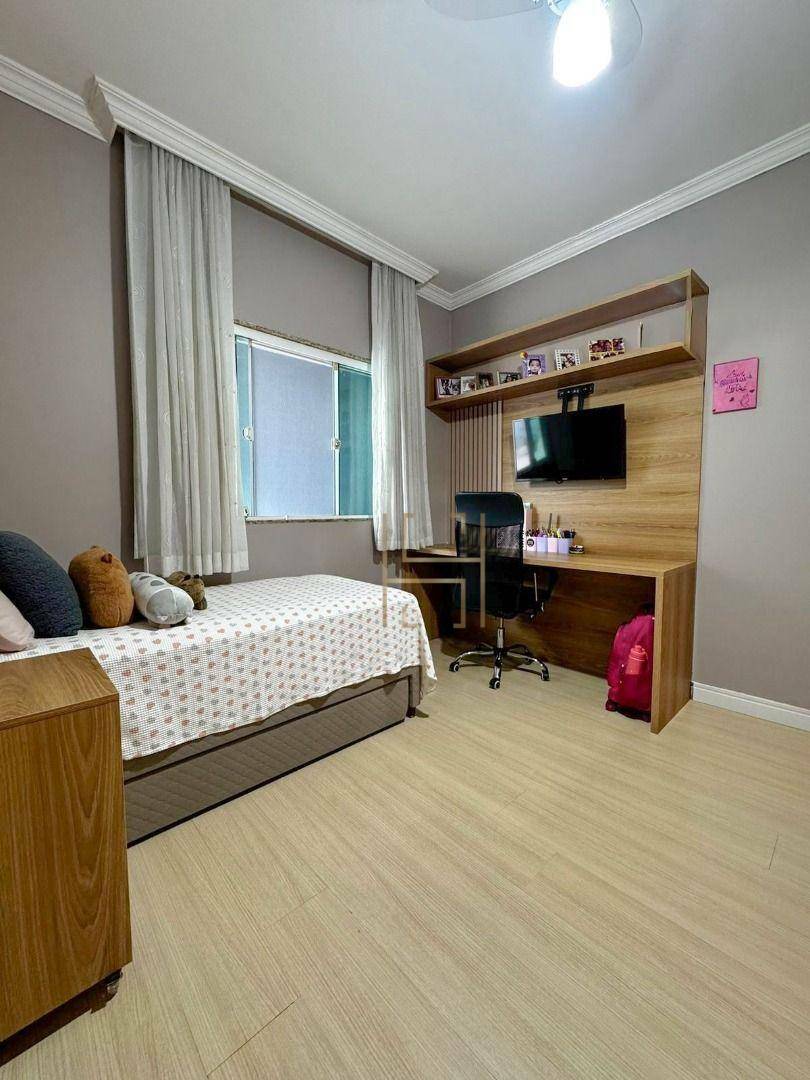 Casa, 3 quartos, 385 m² - Foto 2