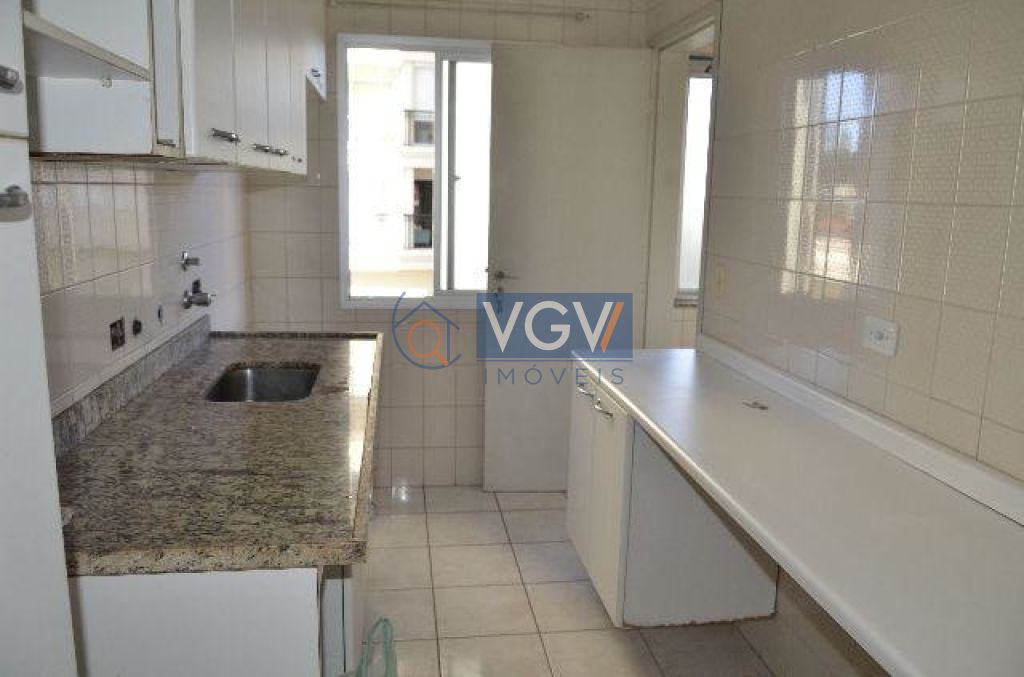 Apartamento à venda com 2 quartos, 64m² - Foto 9