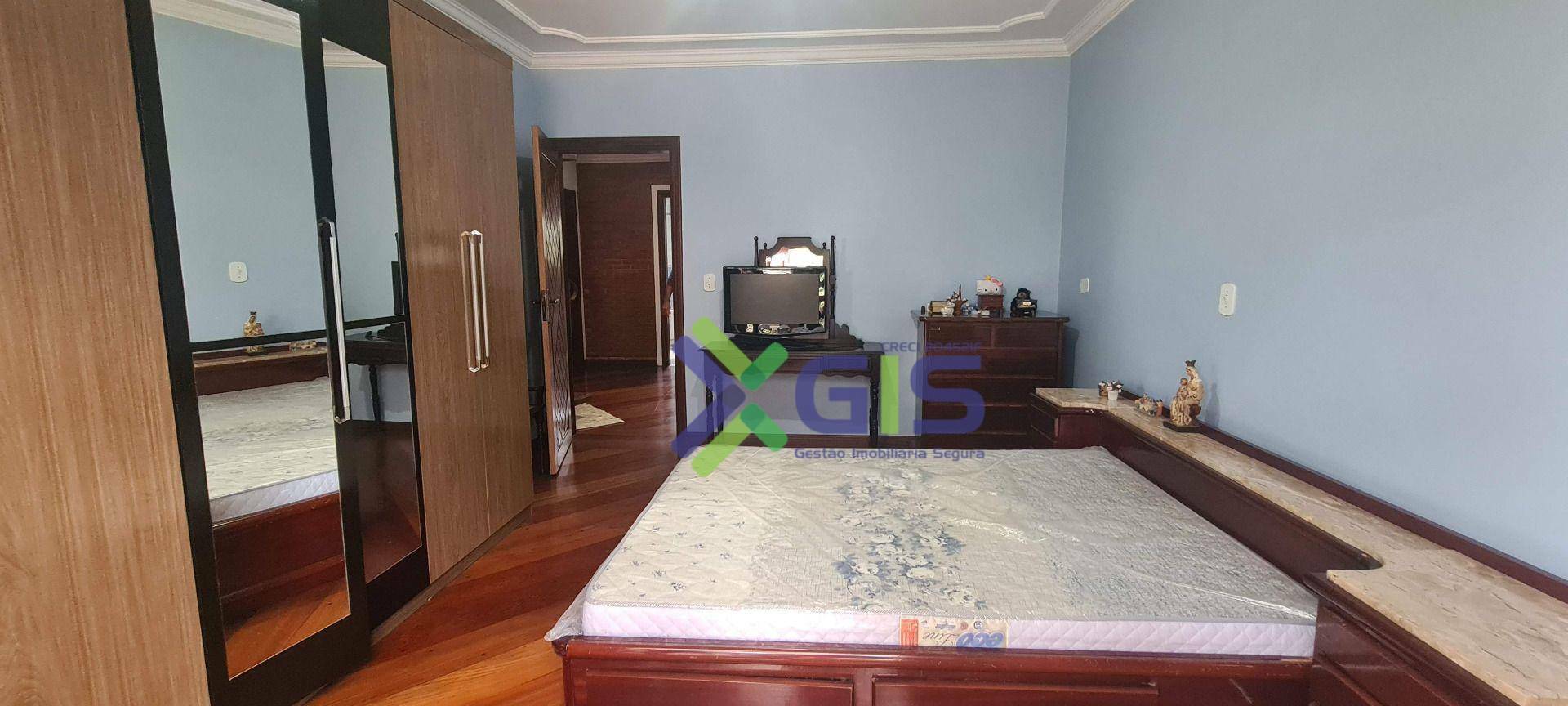 Chácara à venda com 4 quartos, 568m² - Foto 34