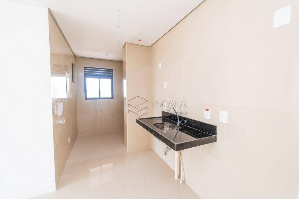 Apartamento à venda com 2 quartos, 61m² - Foto 19