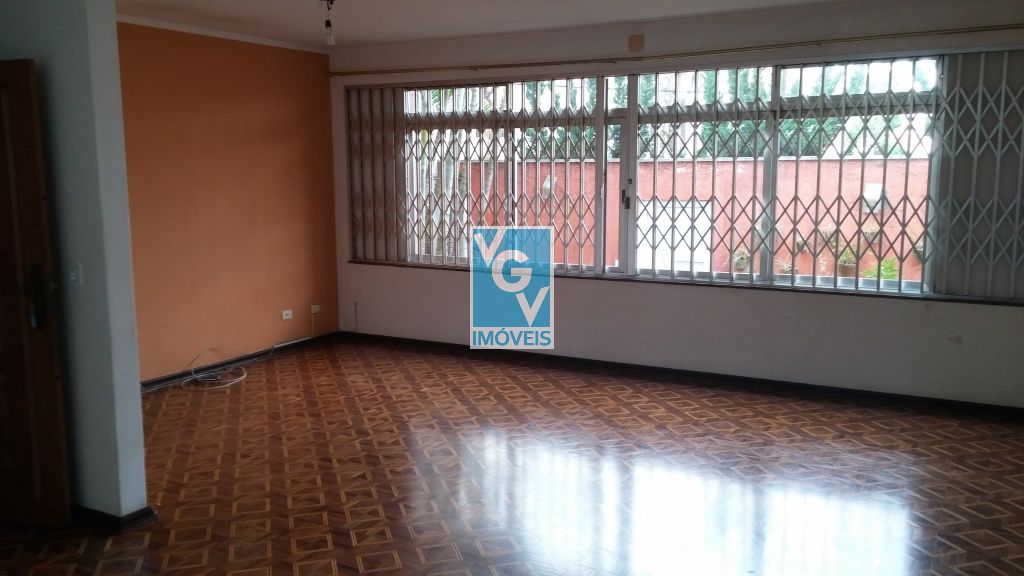 Casa para alugar com 3 quartos, 350m² - Foto 4