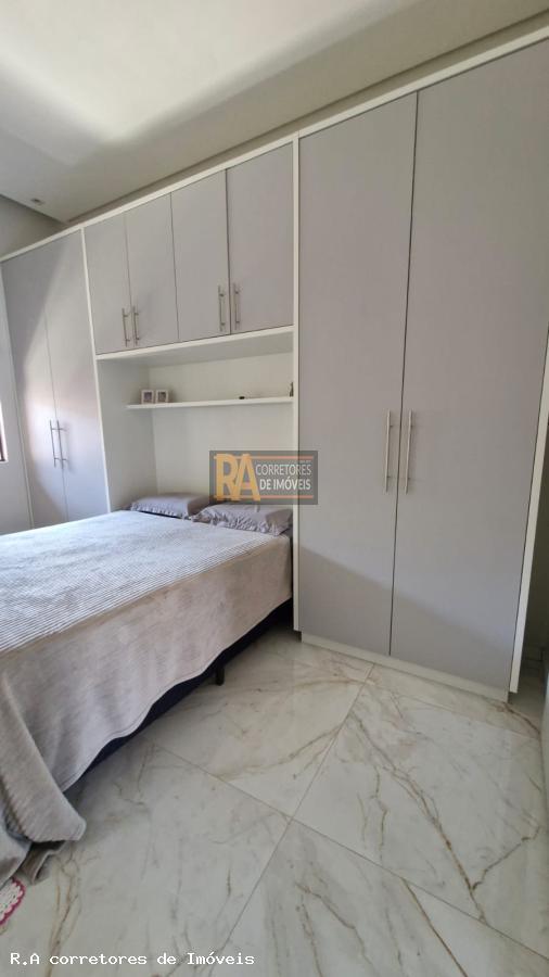 Casa à venda com 2 quartos, 1m² - Foto 12