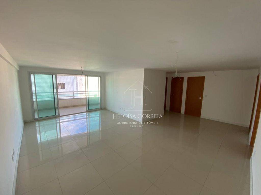 Apartamento à venda com 3 quartos, 141m² - Foto 2