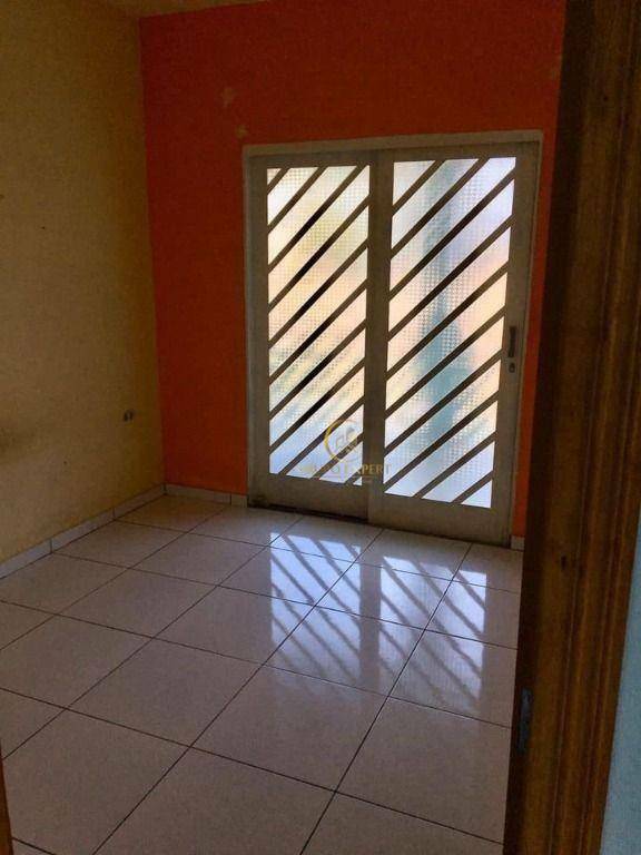 Sobrado à venda com 5 quartos, 120m² - Foto 2