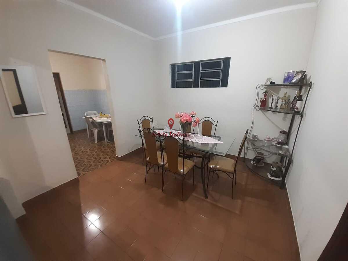 Casa à venda com 3 quartos, 270m² - Foto 11