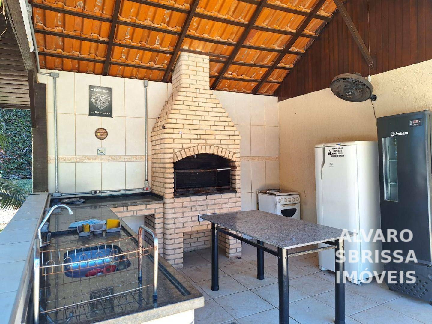 Chácara para alugar com 3 quartos, 300m² - Foto 12