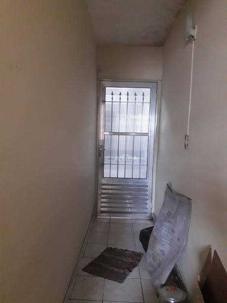 Sobrado à venda com 5 quartos, 200m² - Foto 26