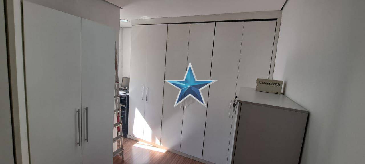 Casa à venda com 4 quartos, 160m² - Foto 13