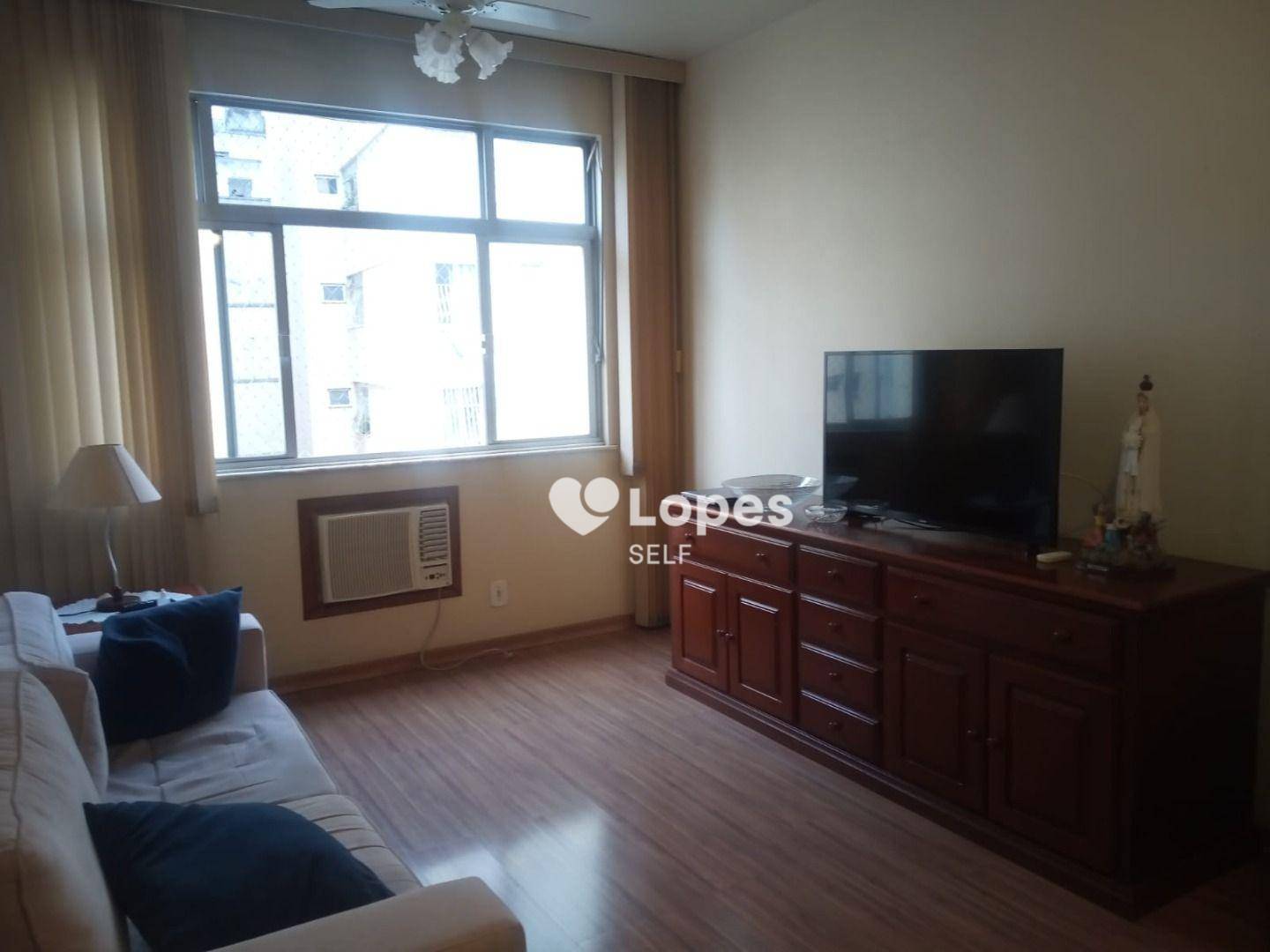 Apartamento à venda com 2 quartos, 100m² - Foto 1