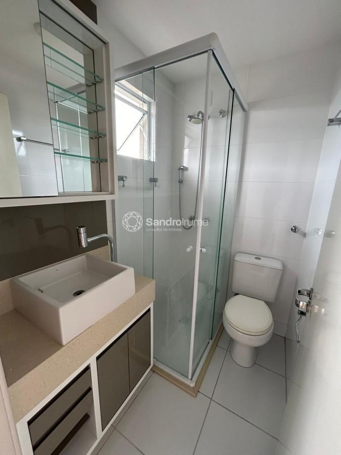 Apartamento à venda com 2 quartos, 66m² - Foto 11