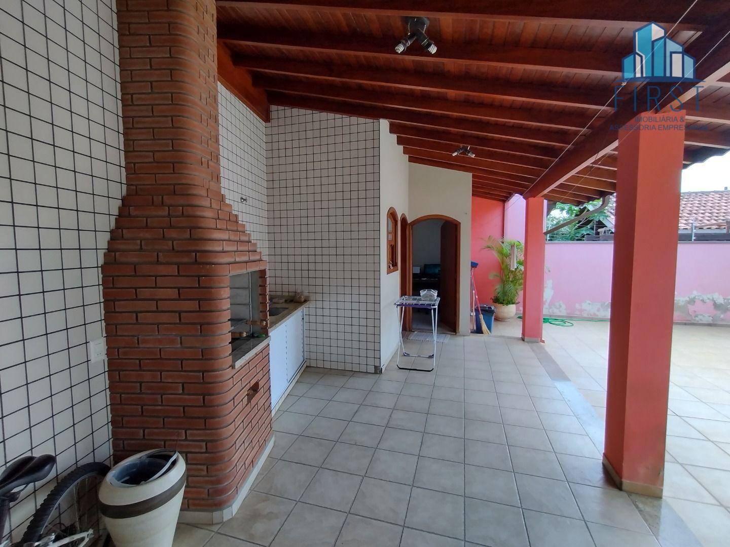 Casa à venda com 3 quartos, 230m² - Foto 23