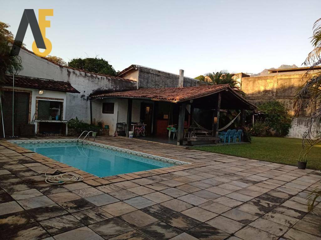 Casa de Condomínio à venda com 3 quartos, 251m² - Foto 37