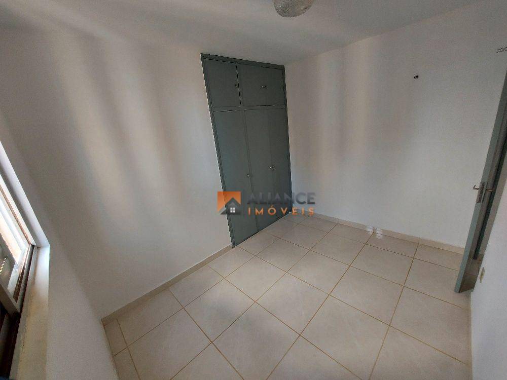 Apartamento para alugar com 2 quartos, 80m² - Foto 8