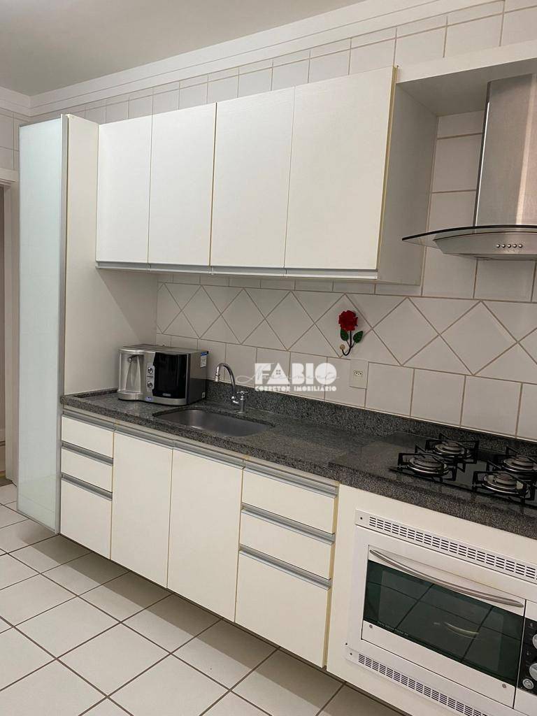 Apartamento à venda com 3 quartos, 100m² - Foto 8