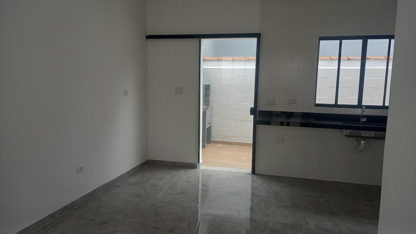 Casa à venda com 2 quartos, 52m² - Foto 6