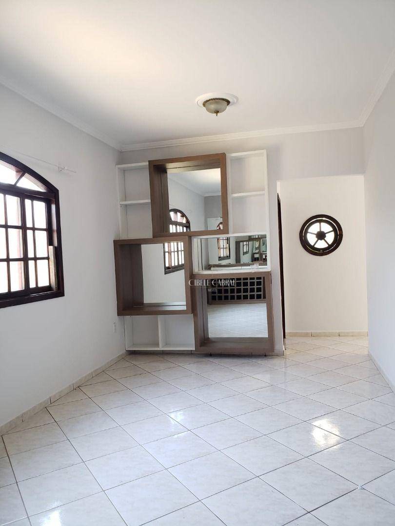 Casa à venda com 3 quartos, 267m² - Foto 15