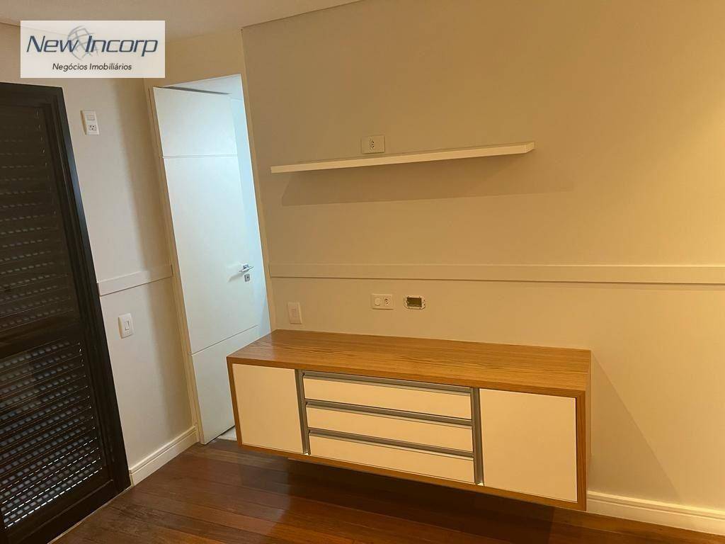 Apartamento à venda com 4 quartos, 192m² - Foto 9