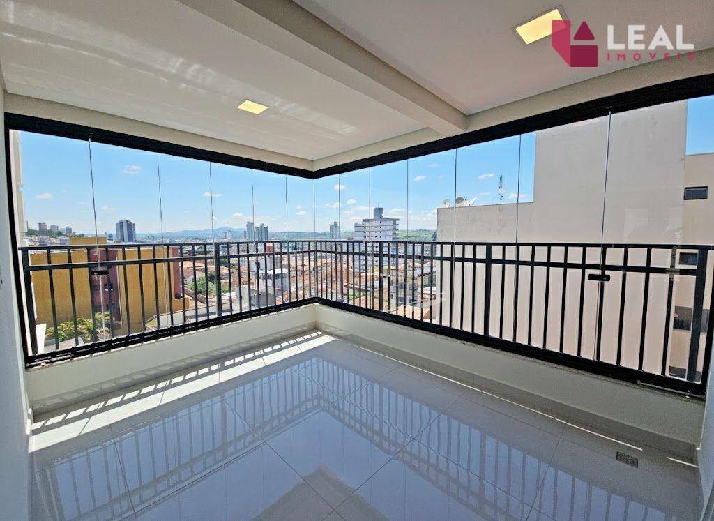 Apartamento, 3 quartos, 182 m² - Foto 2