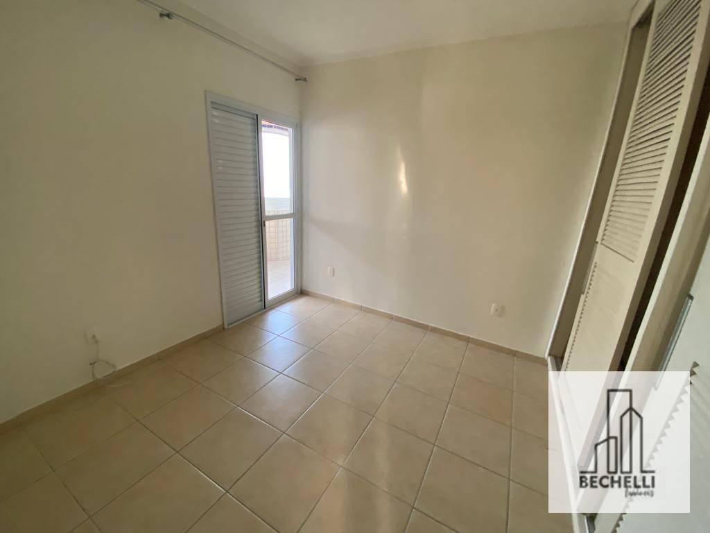 Apartamento para alugar com 3 quartos, 120m² - Foto 12