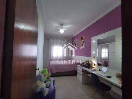 Sobrado à venda com 3 quartos, 250m² - Foto 8