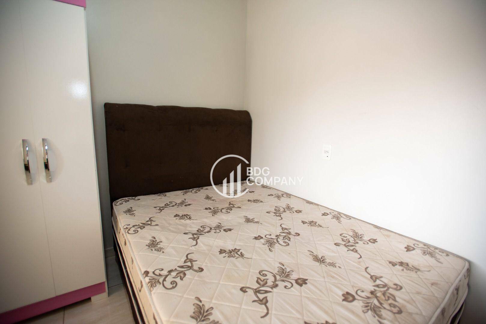 Casa à venda com 2 quartos, 67m² - Foto 14